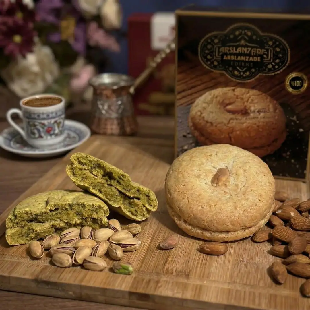 Kallavi ve Acıbadem Kurabiyesi Set